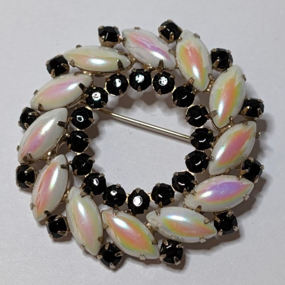 uliana D&E 1960s Iridescent Milk Glass Jet Black Rhinestone Wreath Brooch